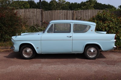 Lot 45 - 1964 Ford Anglia