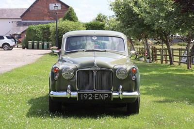 Lot 116 - 1961 Rover P4 100