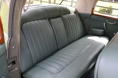 Lot 116 - 1961 Rover P4 100