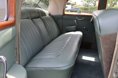 Lot 116 - 1961 Rover P4 100