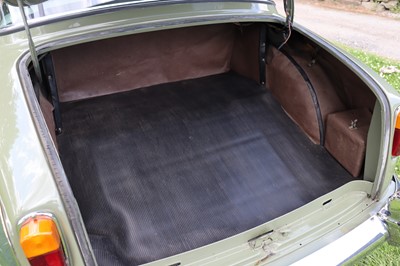 Lot 116 - 1961 Rover P4 100