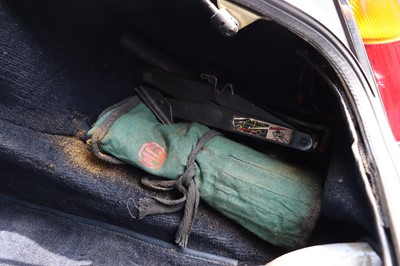 Lot 10 - 1968 MG B Roadster