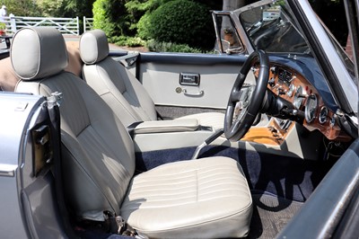 Lot 10 - 1968 MG B Roadster