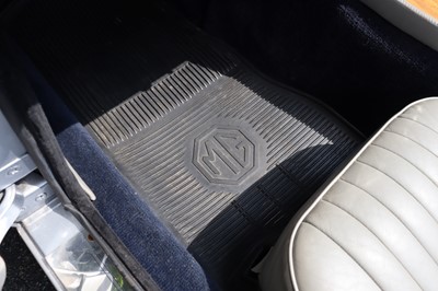 Lot 10 - 1968 MG B Roadster