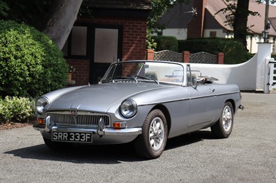 Lot 10 - 1968 MG B Roadster