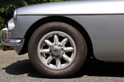 Lot 10 - 1968 MG B Roadster