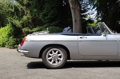 Lot 10 - 1968 MG B Roadster