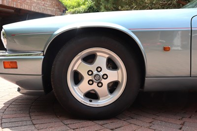 Lot 89 - 1993 Jaguar XJS 4.0 Convertible