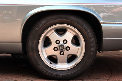 Lot 89 - 1993 Jaguar XJS 4.0 Convertible
