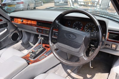 Lot 89 - 1993 Jaguar XJS 4.0 Convertible