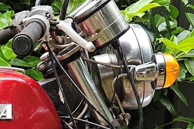 Lot 393 - 1972 BSA Lightning