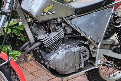Lot 221 - 1983 Honda 250 Trials