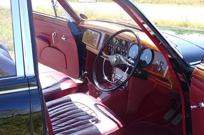 Lot 61 - 1966 Jaguar MkII 3.4