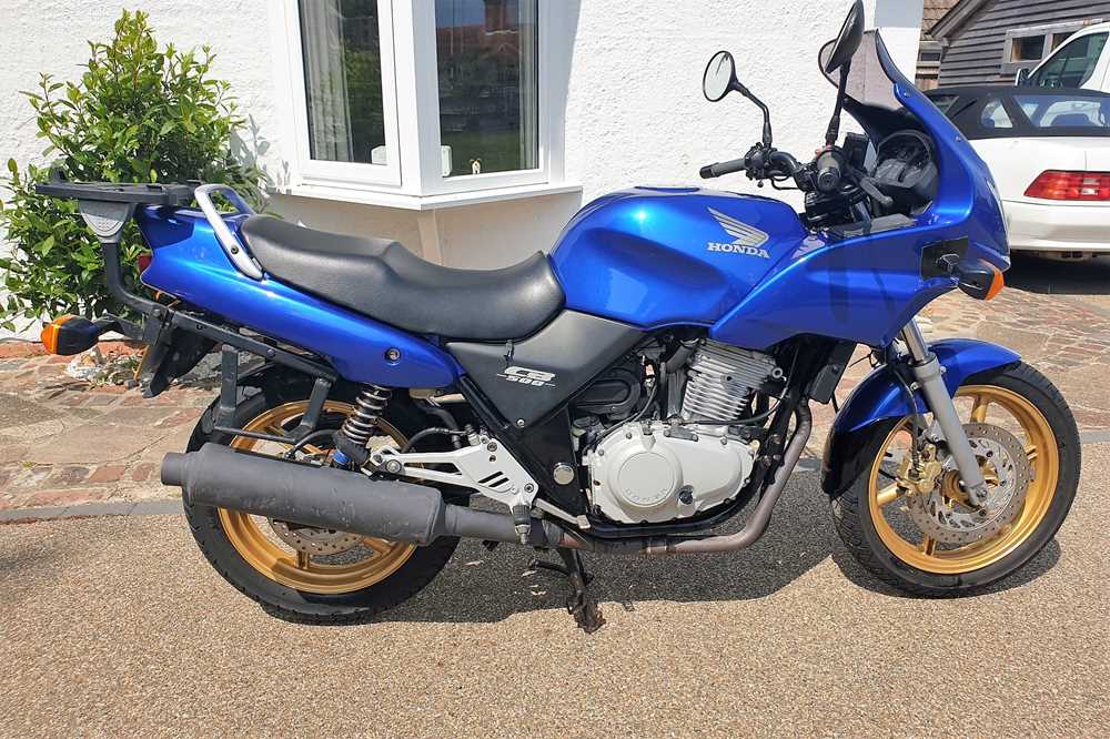 Lot 396 - 2001 Honda CB500