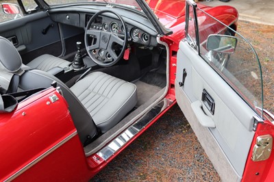 Lot 70 - 1977 MG B Roadster