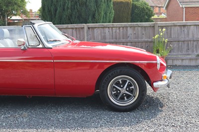 Lot 70 - 1977 MG B Roadster