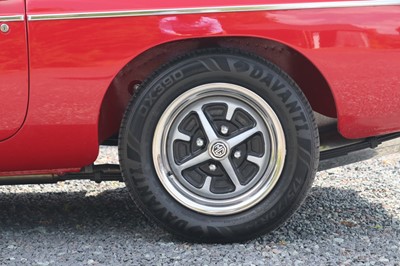 Lot 70 - 1977 MG B Roadster