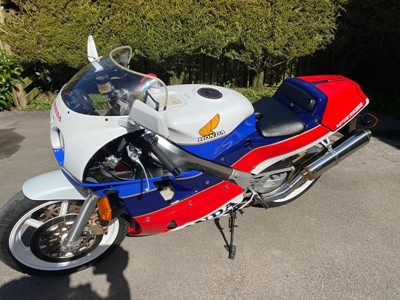 Lot 287 - 1988 Honda RC30