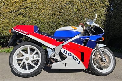 Lot 287 - 1988 Honda RC30