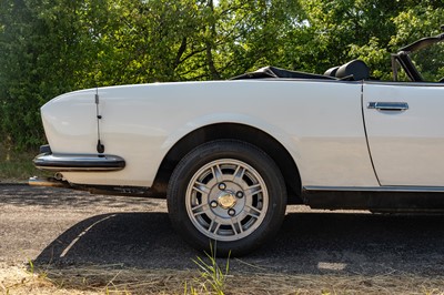 Lot 246 - 1977 Peugeot 504 V6 Cabriolet