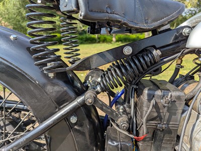 Lot 344 - 1937 New Imperial Model 76