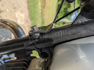 Lot 344 - 1937 New Imperial Model 76