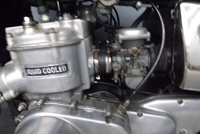 Lot 401 - 1976 Suzuki GT750 A