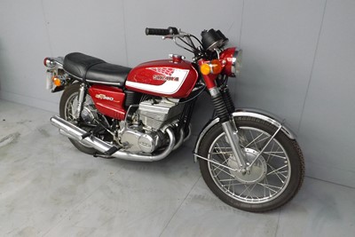 Lot 239 - 1973 Suzuki GT380J