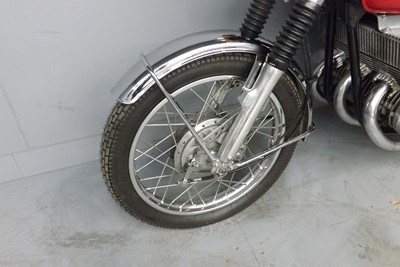 Lot 239 - 1973 Suzuki GT380J