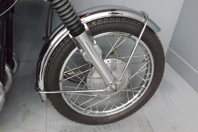 Lot 239 - 1973 Suzuki GT380J