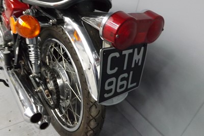 Lot 239 - 1973 Suzuki GT380J