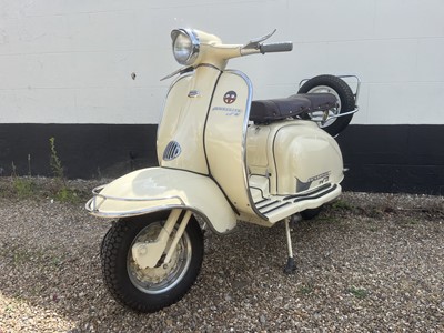 Lot 106 - 1961 Lambretta TV175 series 2
