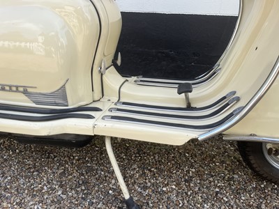 Lot 106 - 1961 Lambretta TV175 series 2