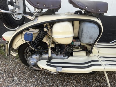 Lot 106 - 1961 Lambretta TV175 series 2