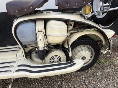 Lot 106 - 1961 Lambretta TV175 series 2