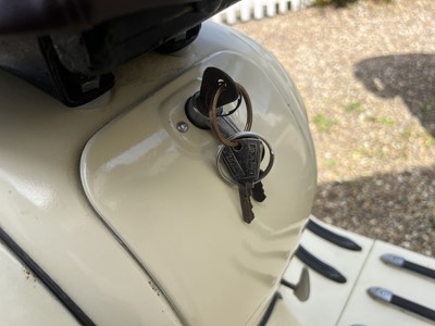 Lot 106 - 1961 Lambretta TV175 series 2