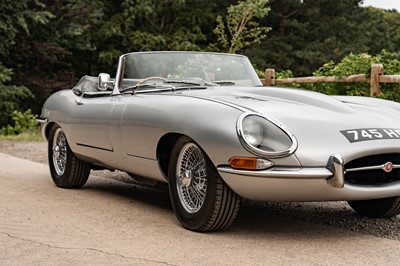 Lot 83 - 1962 Jaguar E-Type 3.8 Roadster