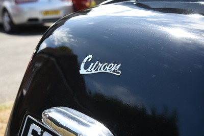 Lot 112 - 1954 Citroen Traction Avant Light 15