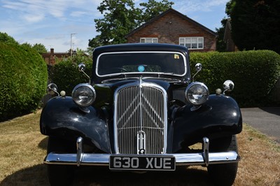 Lot 112 - 1954 Citroen Traction Avant Light 15