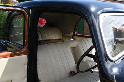 Lot 112 - 1954 Citroen Traction Avant Light 15