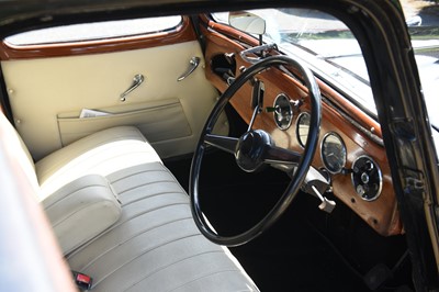 Lot 112 - 1954 Citroen Traction Avant Light 15