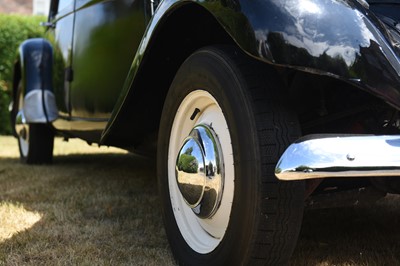Lot 112 - 1954 Citroen Traction Avant Light 15