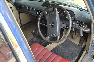 Lot 115 - 1976 Mercedes-Benz 200 Saloon