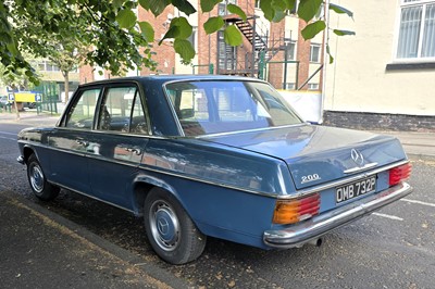 Lot 115 - 1976 Mercedes-Benz 200 Saloon