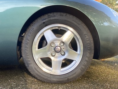 Lot 77 - 1992 TVR Griffith 4.0 250