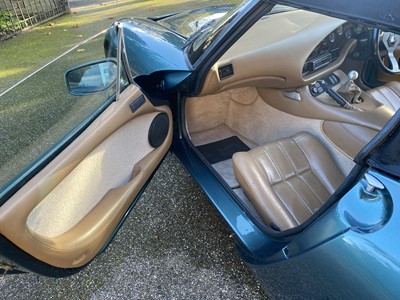 Lot 77 - 1992 TVR Griffith 4.0 250