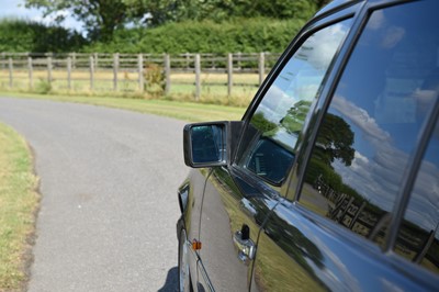 Lot 129 - 1993 Mercedes-Benz E220 Saloon