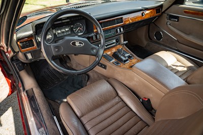 Lot 100 - 1988 Jaguar XJ-S Convertible