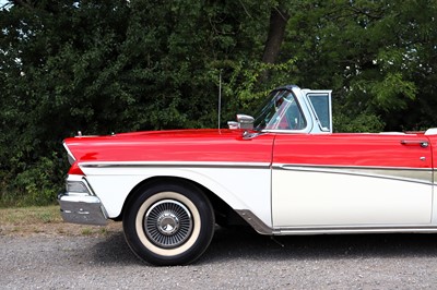 Lot 1958 Ford Fairlane 500 Skyliner Retractable Hard Top