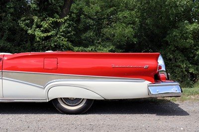 Lot 1958 Ford Fairlane 500 Skyliner Retractable Hard Top